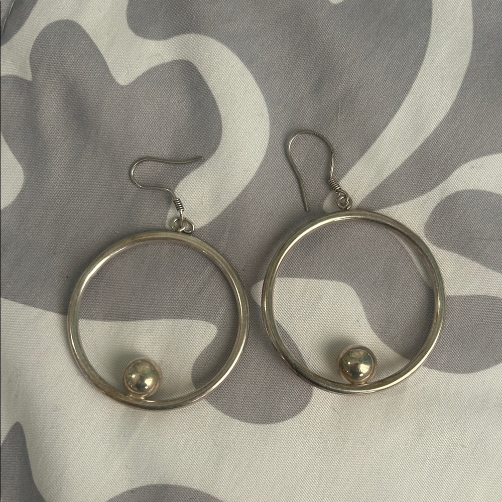 Chic Silver Hoop Earrings with Sphere